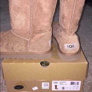 Tan UGG
